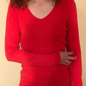 GAP- RED Scoop Neckline  T-SHIRT